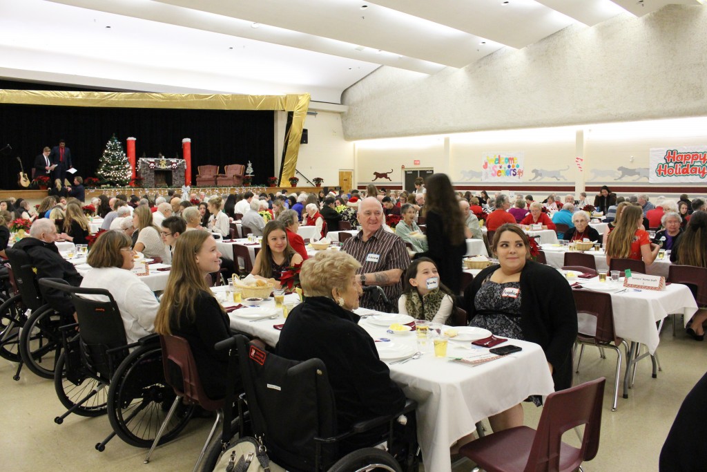 It was a full house at PHS Senior Christmas Dinner.