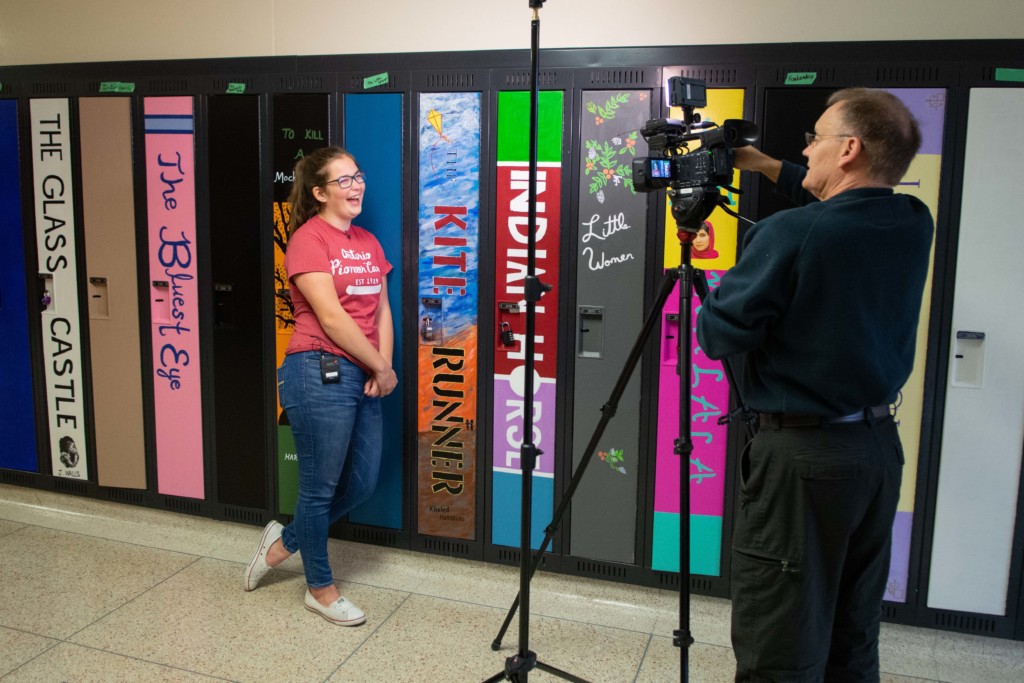 Students Bring the Bookshelf to the Hallway at Southwood ...